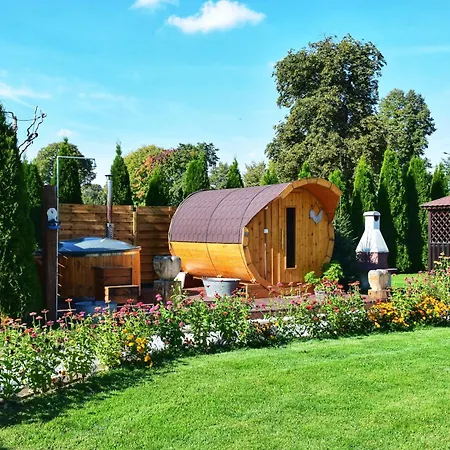 Lesny Zakatek Uroczysko Chalet *
